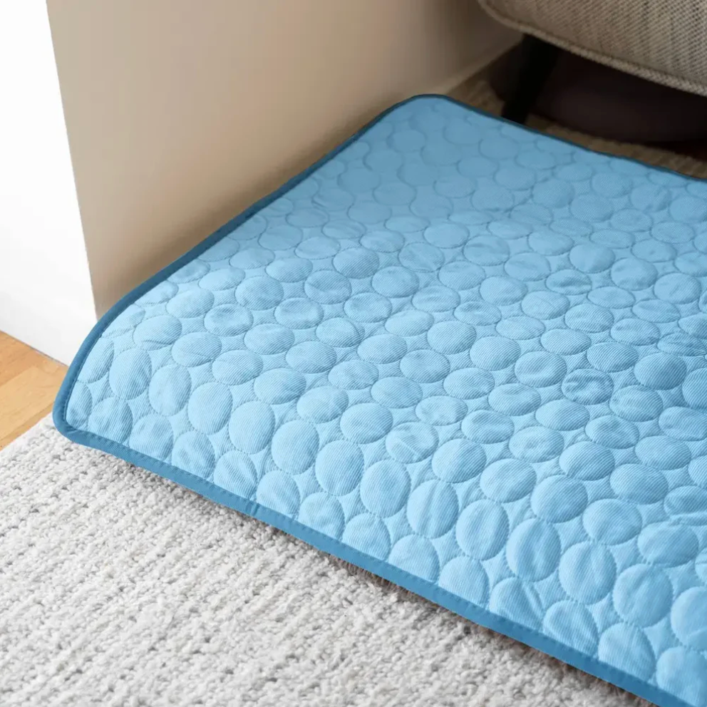 Fluffy Pet Bed™️ - Ultimate Cooling Mat for Pets