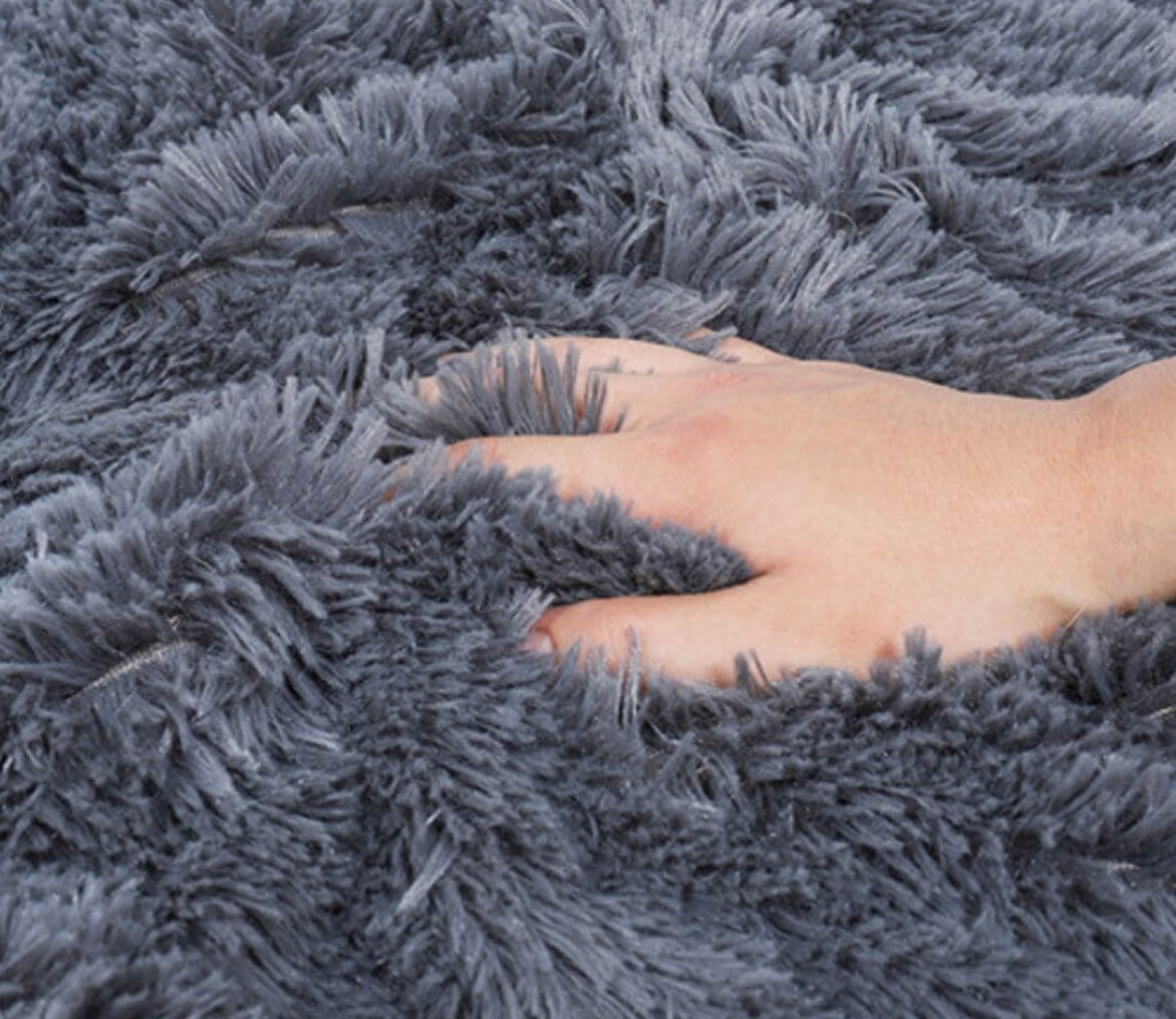 Fluffy Pet Bed™️ - Anxiety Relieving Pet Blanket